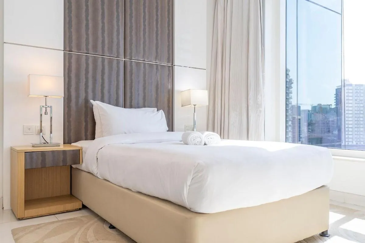Apartamento Beautifully Designed 3Br With Canal Views In Business Bay Dubai