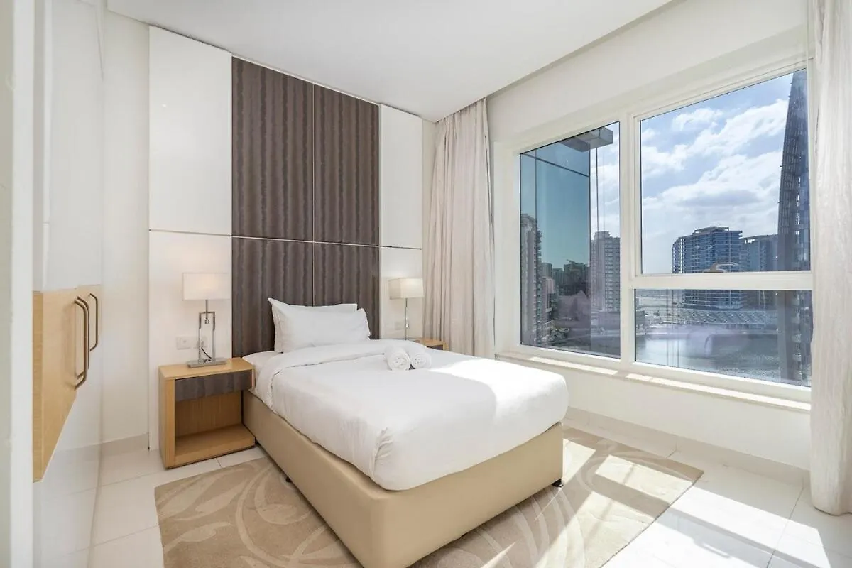 Apartamento Beautifully Designed 3Br With Canal Views In Business Bay Dubai Emirados Árabes Unidos