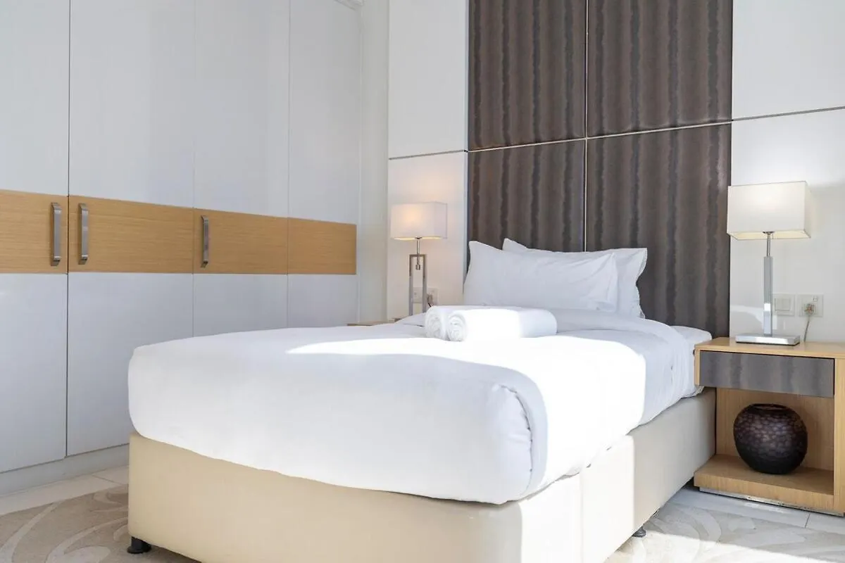 Apartamento Beautifully Designed 3Br With Canal Views In Business Bay Dubai