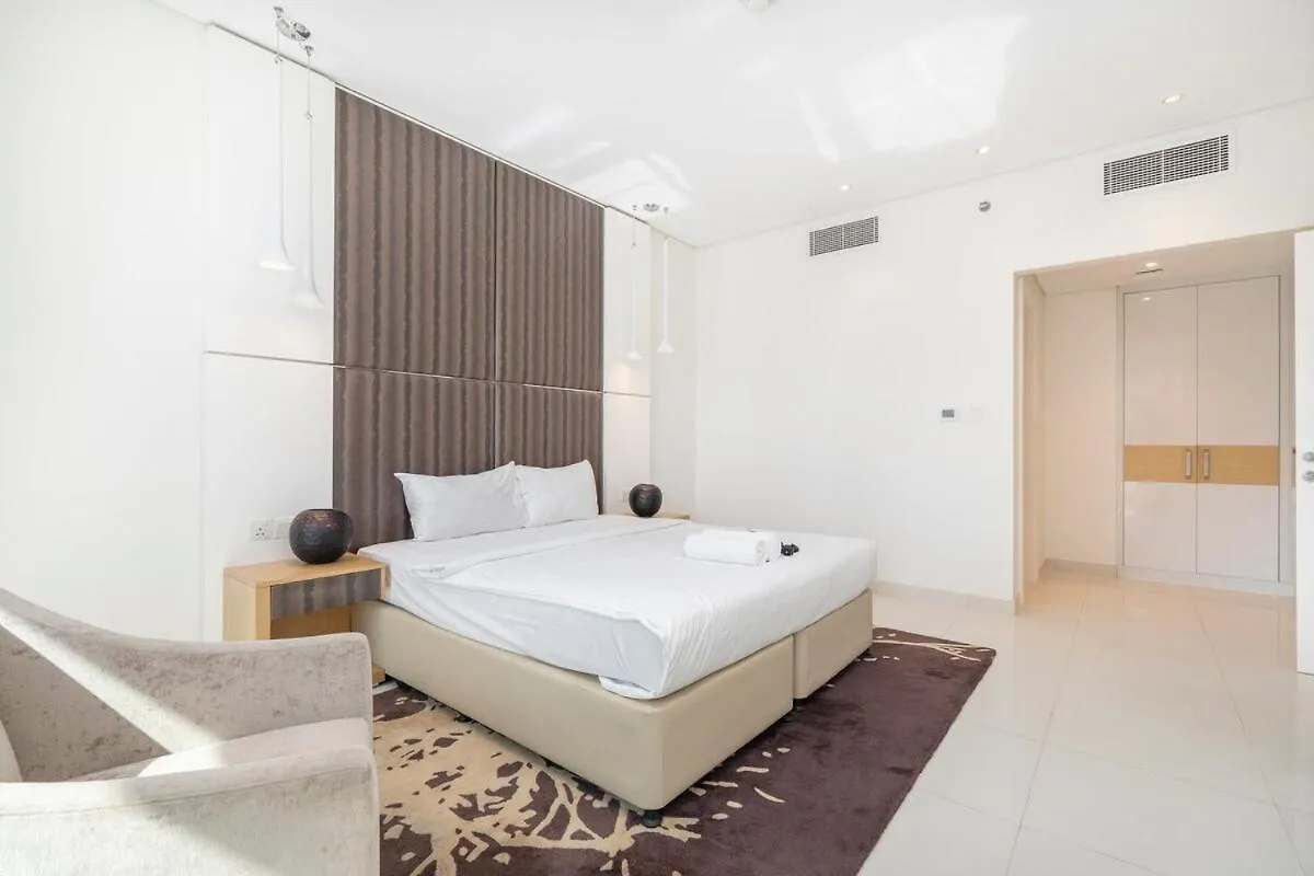 Beautifully Designed 3Br With Canal Views In Business Bay Dubai Emirados Árabes Unidos