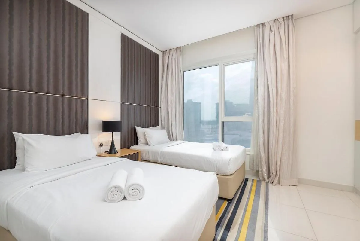 Beautifully Designed 3Br With Canal Views In Business Bay Dubai Emirados Árabes Unidos